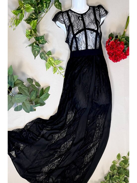 J.D. Luxe Dresses & Skirts - Vintage Black Lace Maxi Dress Small Sheer by J.D. Luxe Whimsigoth Witchy Gothic